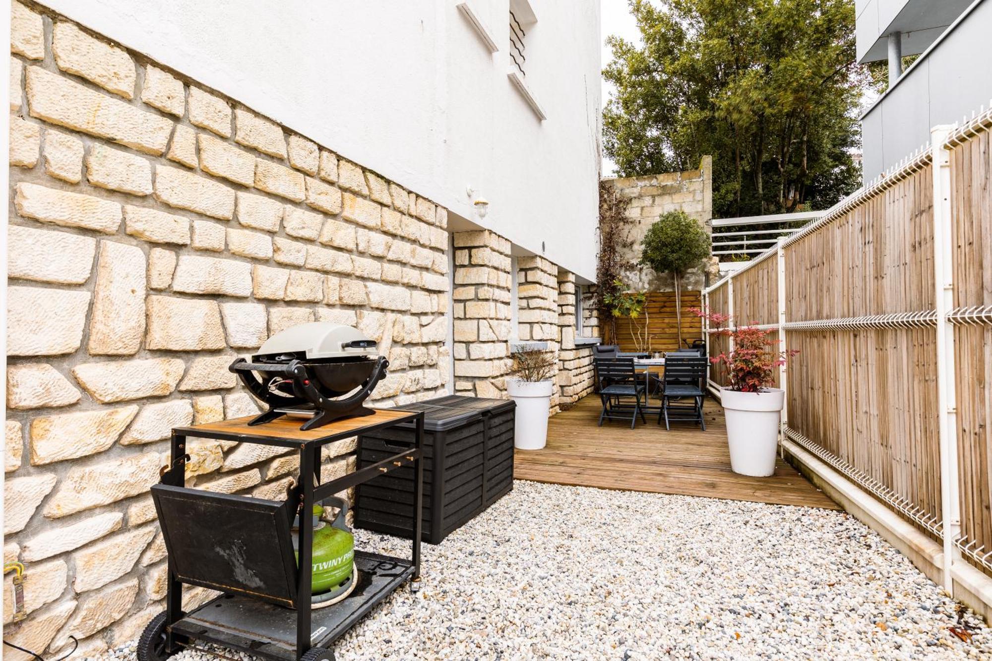 L'Auguste - Appartement Terrasse, 450M De La Plage Royan Zewnętrze zdjęcie