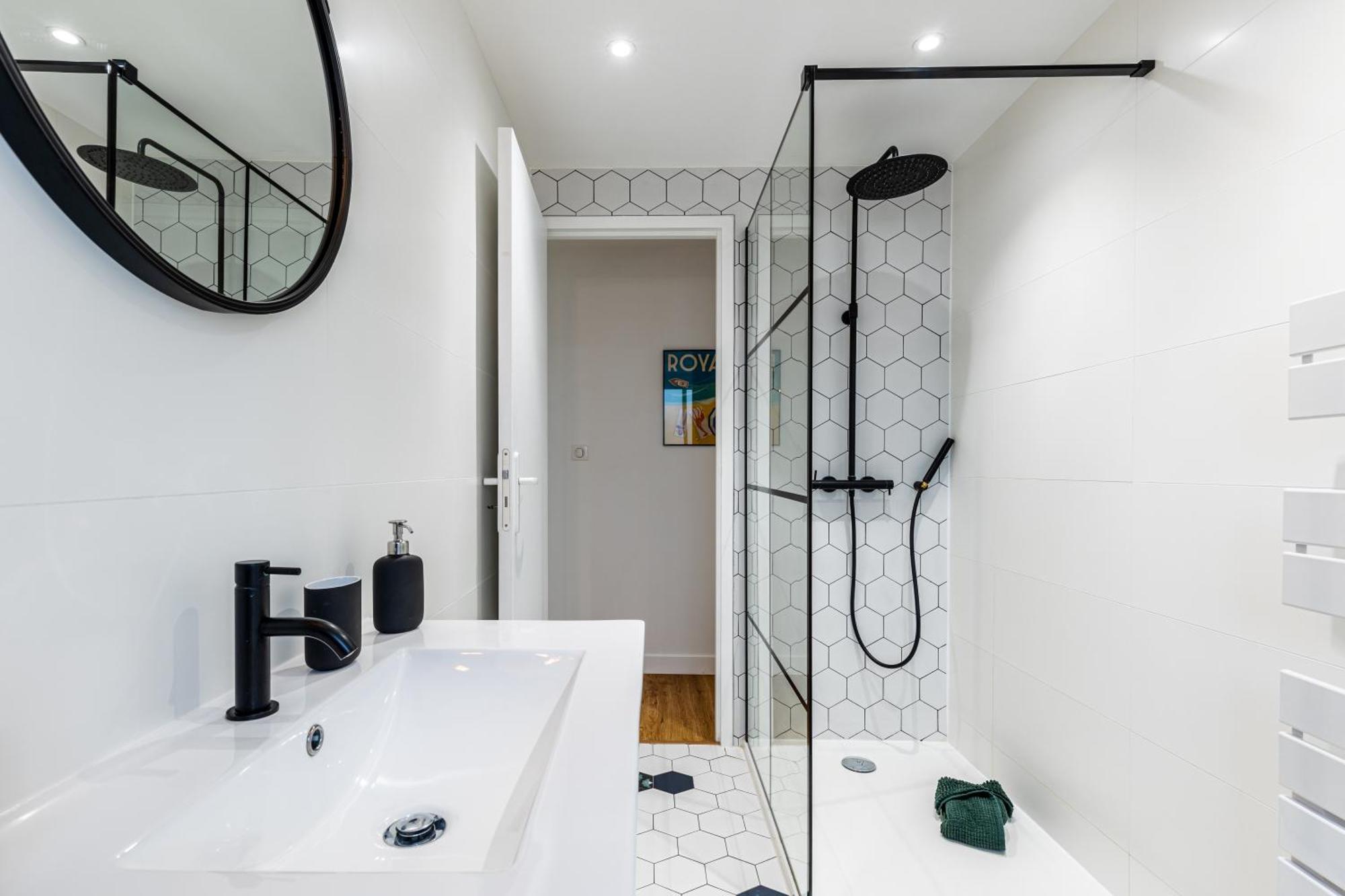 L'Auguste - Appartement Terrasse, 450M De La Plage Royan Zewnętrze zdjęcie